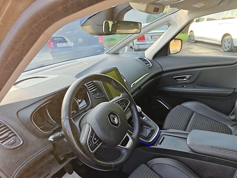 Renault Grand Scénic (2020) audio Böse - fotka 7 z 13