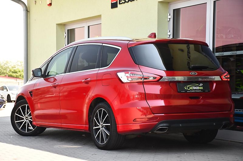 Ford S-MAX 2,0TDCi ČR 1.MAJITEL 140KW AT - fotka 3 z 53