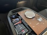 BMW iX (2022) XDrive 40 - náhled 18
