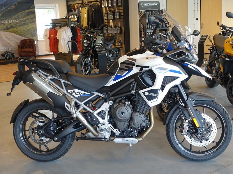 Triumph Tiger 1200 GT (2026) Alpine Edition - fotka 2 z 9