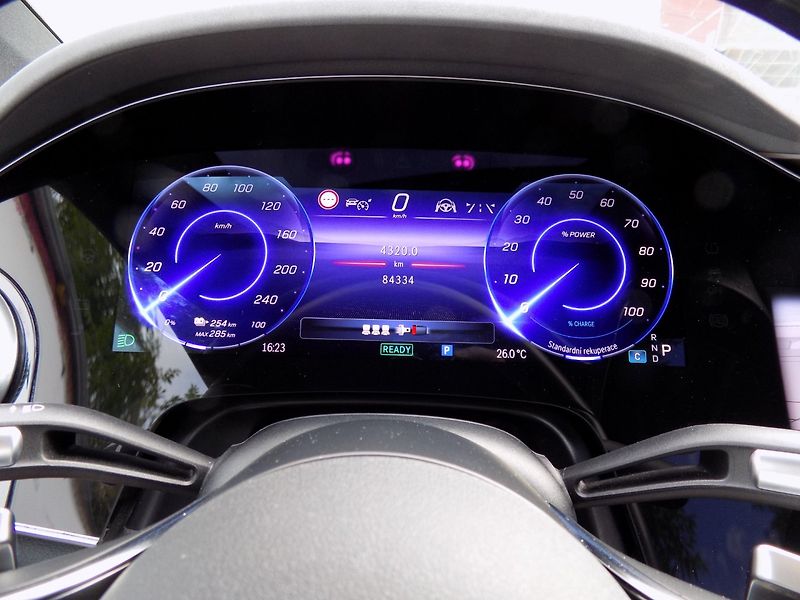 Mercedes-Benz EQS (2022) 580/AMG-Line/4-Matic/Full-LED/ - fotka 30 z 47