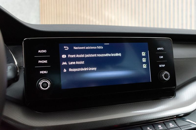 Škoda Octavia 1.5 TSI e-TEC*TAŽNÉ*DPH*ČR 1.M - fotka 25 z 37