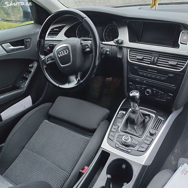 Audi A4 3.0TDI,MANUÁL,4X4,KRÁSNÁ,1MAJ - fotka 11 z 24