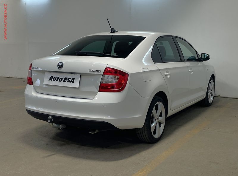 Škoda Rapid (2013) 1.2 TSi, ČR, Ambition, navi - fotka 4 z 15
