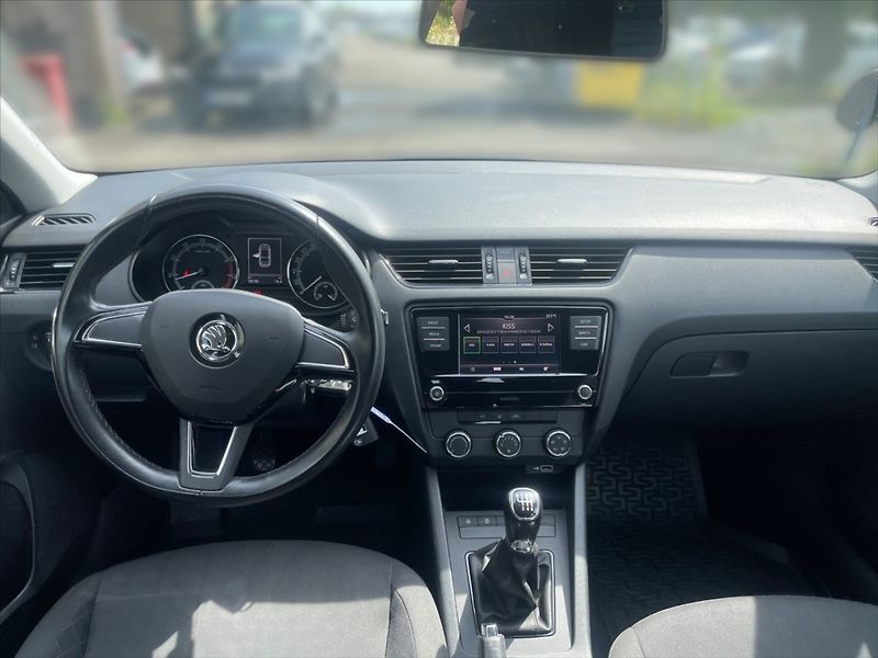 Škoda Octavia 1,4 CNG Active G-TEC - fotka 9 z 11