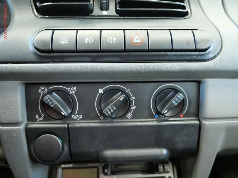 Škoda Felicia (2000) 1.3 i, 1.maj,ČR, servis.kniha - fotka 14 z 17