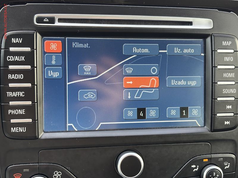 Ford Galaxy (2014) 2.0 TDCi 7míst, Titanium, AT - fotka 17 z 20
