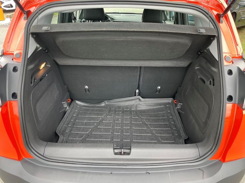 Opel Crossland Edition 1,2 MT5, 1. maj, ČR - fotka 29 z 30