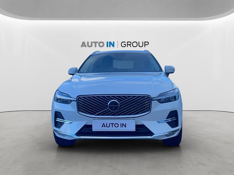 Volvo XC60 (2026) PLUS BRIGHT B5 AWD 360°KAMERA - fotka 2 z 19