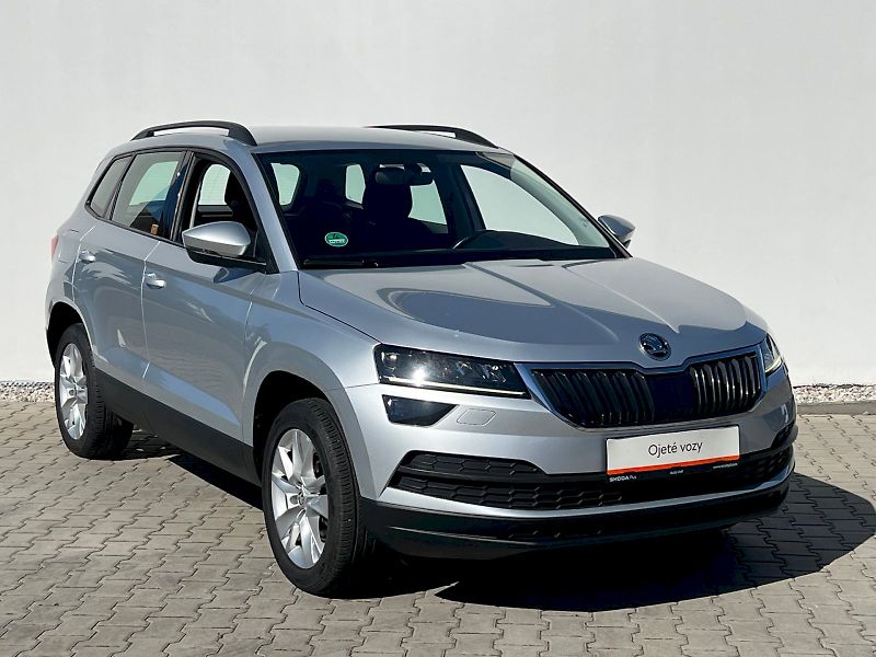 Škoda Karoq (2019) Ambition 1.6TDi 85kW 6°manuáln - fotka 6 z 30