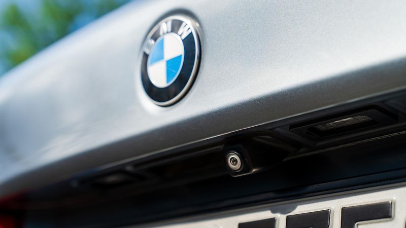 BMW Řada 5 (2017) BMW 520d xDrive Limousine - fotka 19 z 43