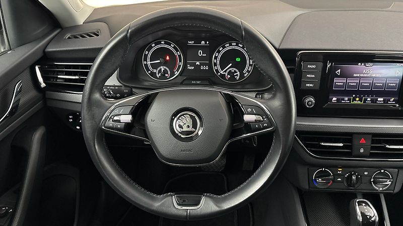 Škoda Scala 1.0 TSI DSG Ambition - fotka 9 z 22