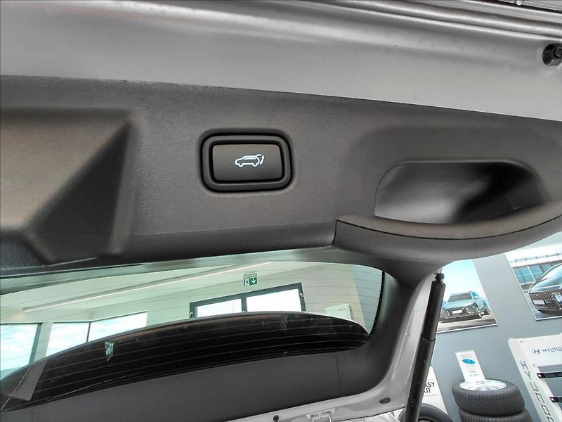 Hyundai Tucson (2025) 1,6 TGDI MT GO N LINE - fotka 19 z 20