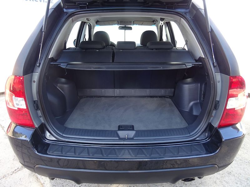 Kia Sportage (2009) 2.0i,104kW,NovéČR,klima - fotka 18 z 23