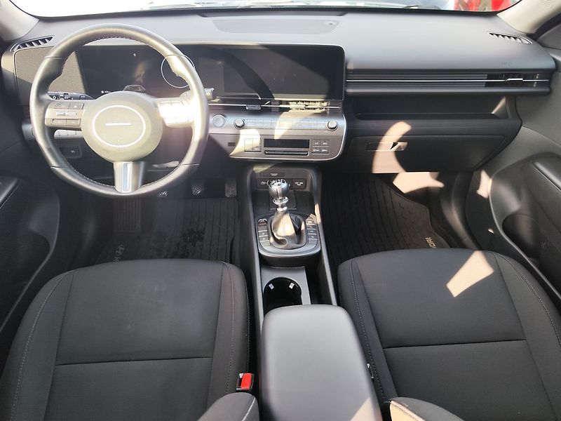 Hyundai Kona 1.0 T-GDI/88kW Sound - fotka 13 z 32