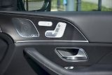 Mercedes-Benz GLE (2023) 300d - náhled 24