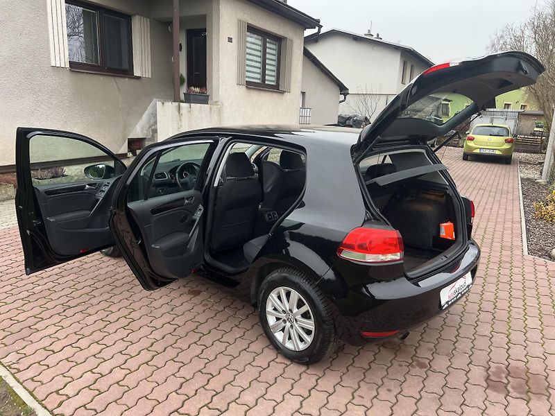 Volkswagen Golf 1.2TSI 77KW,ALU,DIGIKLIMA,ESP - fotka 26 z 41