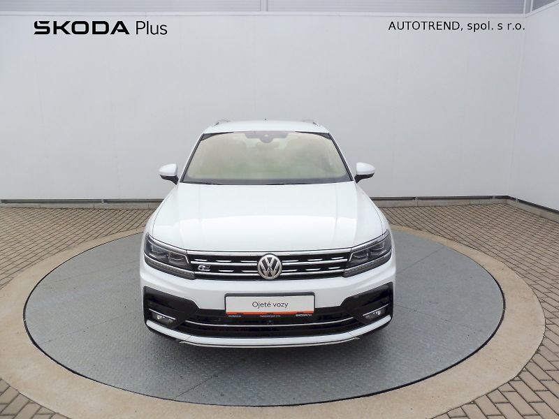 Volkswagen Tiguan (2018) Highline 2,0 TDI 140kW DSG 4MO - fotka 4 z 28