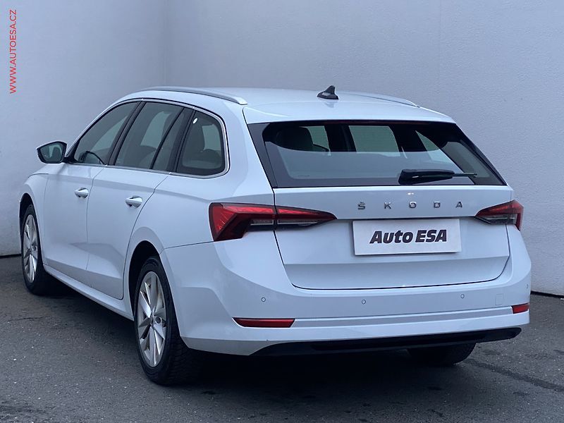 Škoda Octavia (2020) 2.0 TDi, ČR, Style, LED - fotka 6 z 21