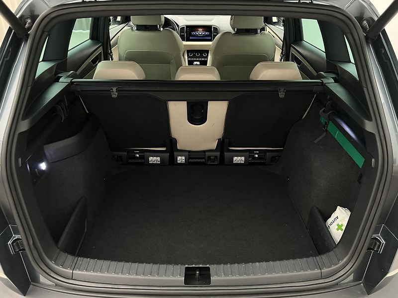 Škoda Karoq 1.5 TSI STYLE AUT CZ - fotka 5 z 44