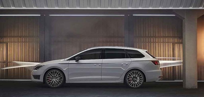 Seat Leon ST Cupra.
