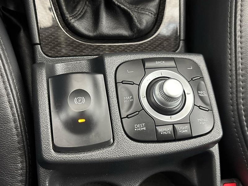 Renault Koleos Exception 4x4 - fotka 25 z 32
