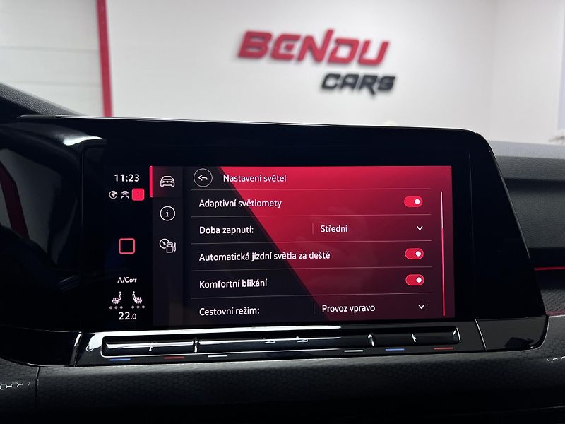Volkswagen Golf GTI Clubsport 2.0 TSI 221 kW  - fotka 42 z 43