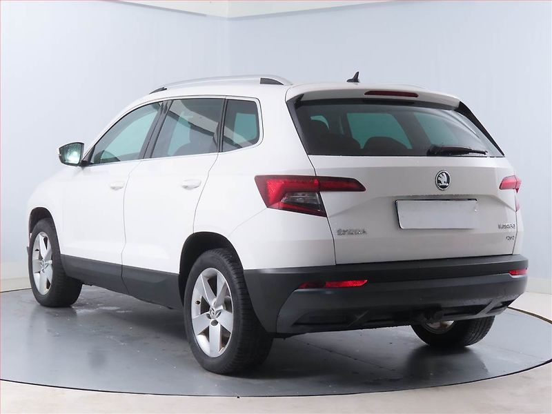 Škoda Karoq (2018) Style 2.0 TDI, 4X4, Navi - fotka 4 z 18