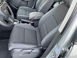 Volkswagen Touran 1.6 TDi DSG Serviska - náhled 10