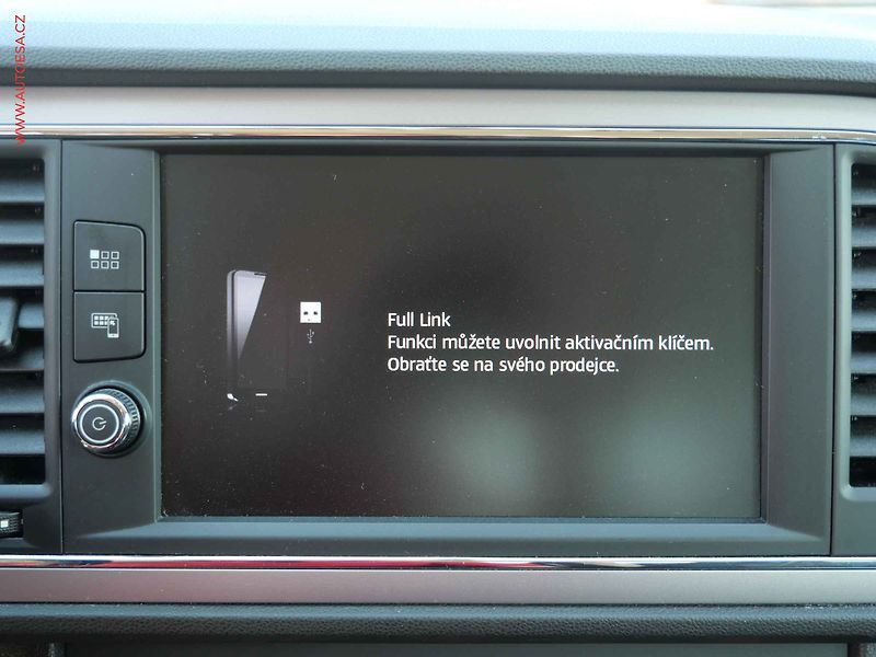 Seat Leon (2017) 1.6 TDi, Style, navi - fotka 17 z 20