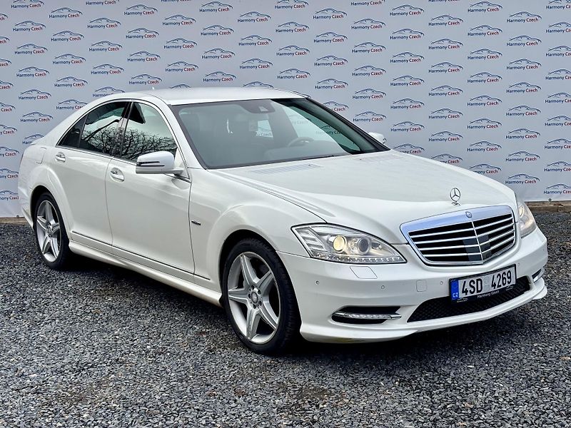 Mercedes-Benz Třídy S (2010) 350CDI, AMG, 180kW, 4 Matic - fotka 1 z 21