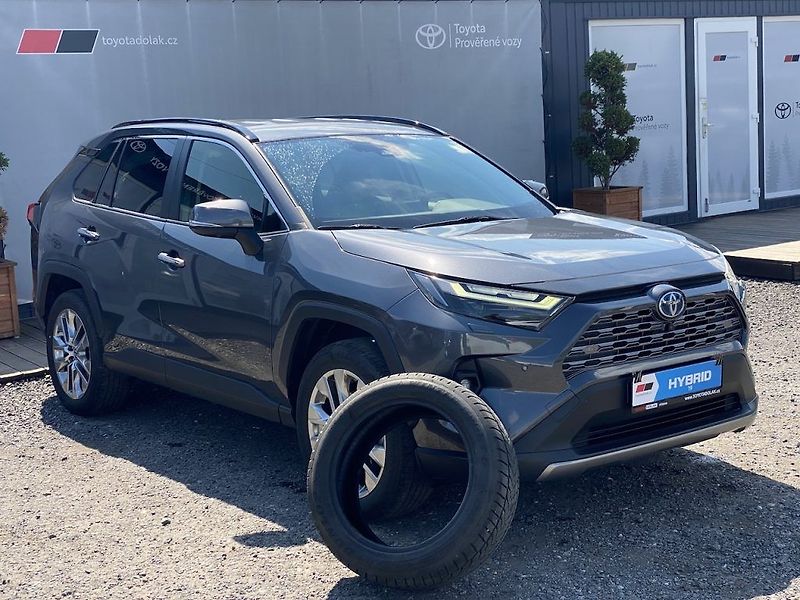 Toyota RAV4 2.5HSD, ČR-1m, Executive, 4x4 - fotka 1 z 11