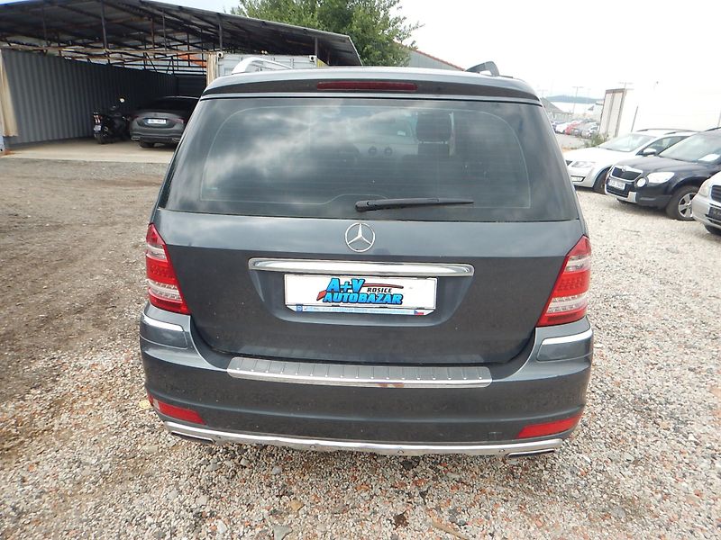 Mercedes-Benz GL 450 CDI 4MATIC, ČR, 7 MÍST - fotka 7 z 30