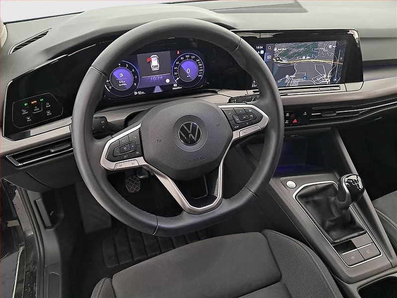 Volkswagen Golf (2022) 1.5 TSI - fotka 21 z 21