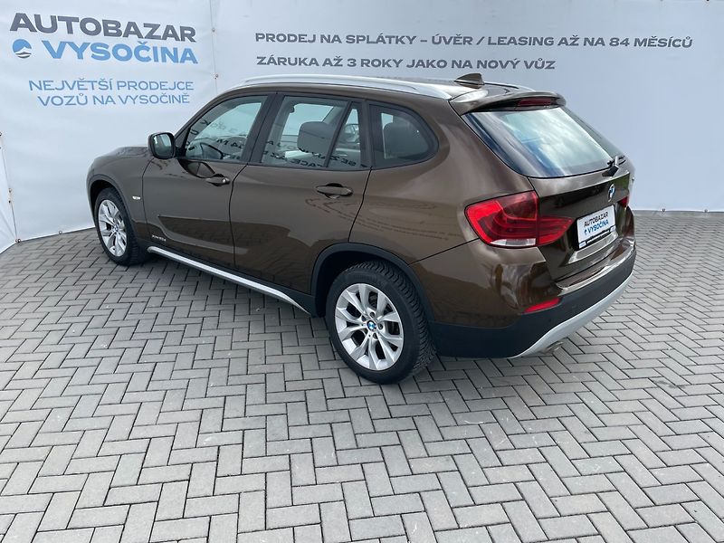 BMW X1 (2011) xDrive 2.0D 130kW 4x4 ČR Bixen - fotka 6 z 28