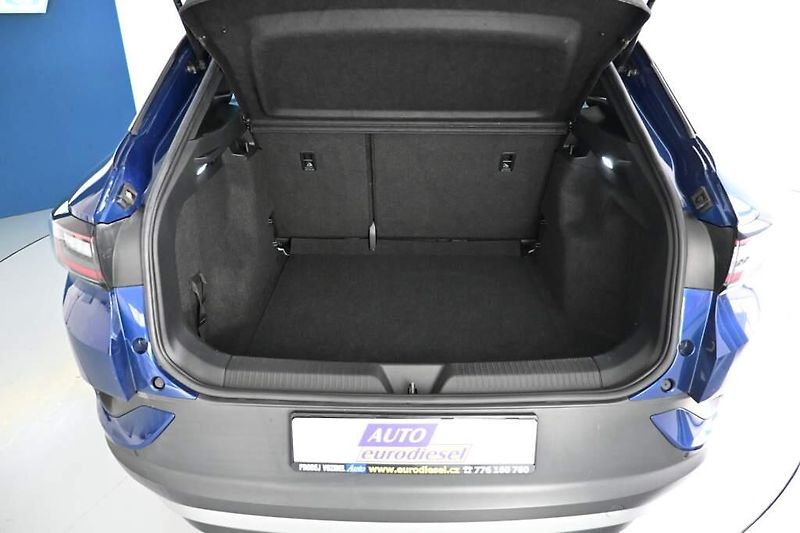 Volkswagen ID.4 (2021) Pure CITY LED ACC Elektro - fotka 8 z 33