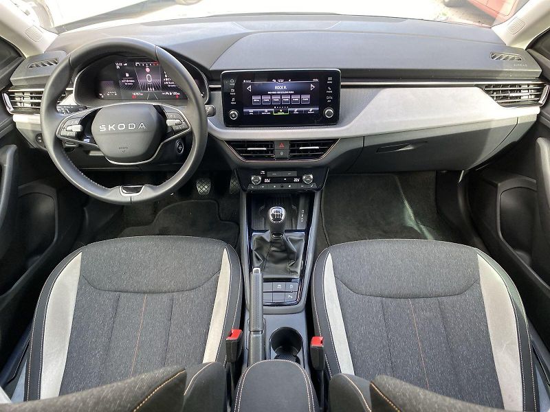 Škoda Scala (2025) 1.0 TSI Top Selection - fotka 5 z 33