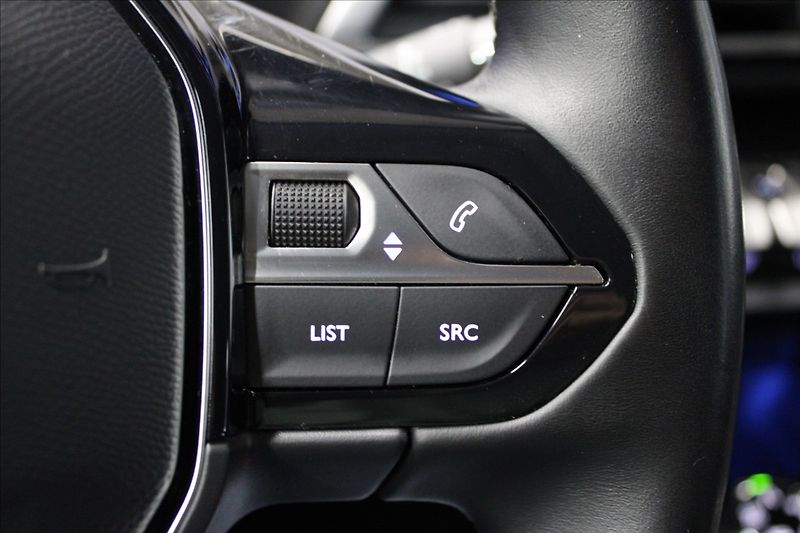 Peugeot 5008 1,5 HDi 1.majitel CZ 7 míst - fotka 16 z 35