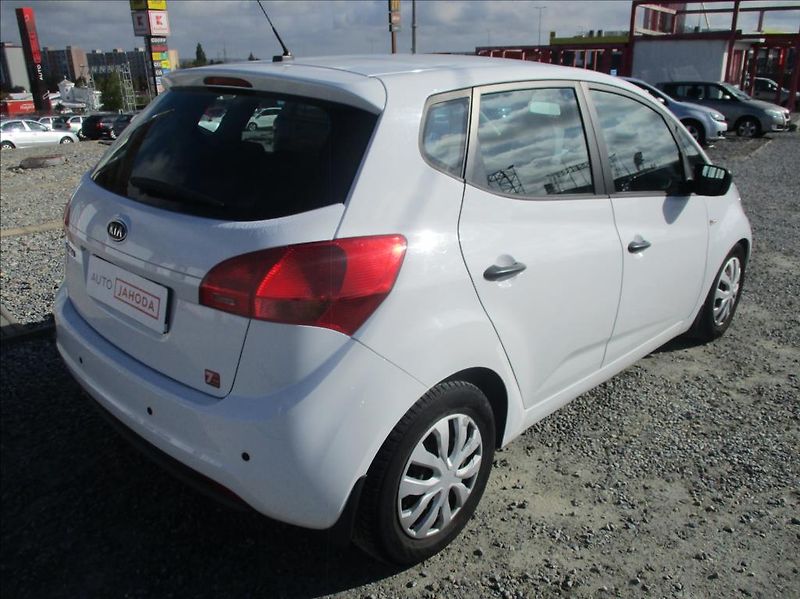 Kia Venga 1,4 i, klima,servis,2.maj,CZ, - fotka 5 z 39