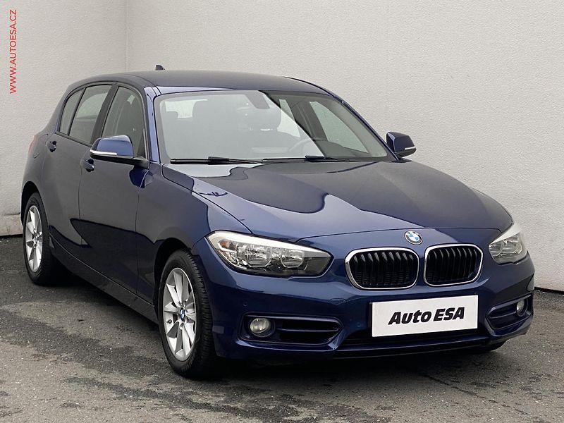 BMW Řada 1 (2015) 1.5i 118i, Sport Line, AT - fotografie inzerátu