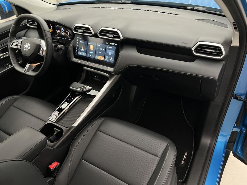 MG ZS 1.5 EXCLUSIVE HYBRID+ AUT CZ  - fotka 20 z 40