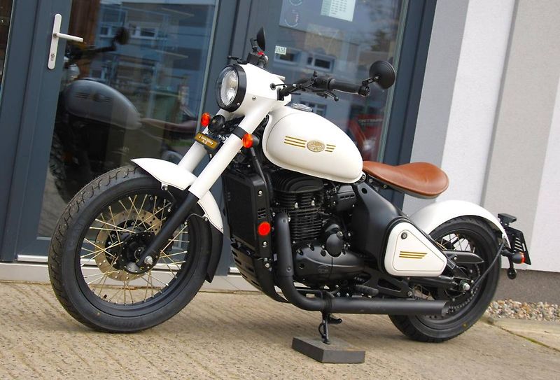 Jawa Perak (2026) 350 CL WHITE - fotka 4 z 25
