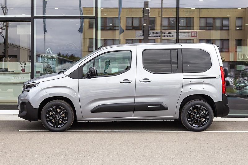 Citroën Berlingo (2026) 1,2 PLUS benzín 110k + STYL - fotka 8 z 25