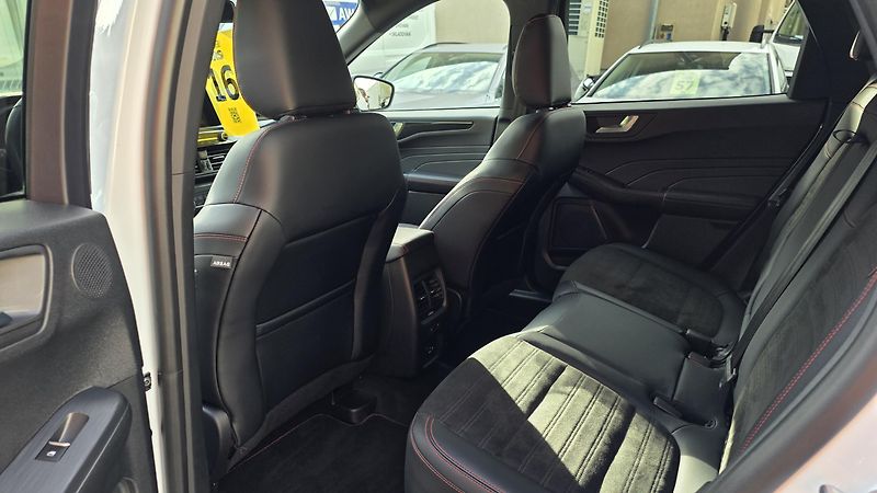 Ford Kuga (2022) 2.5i PHEV 165kW Titanium AT TZ - fotka 9 z 49