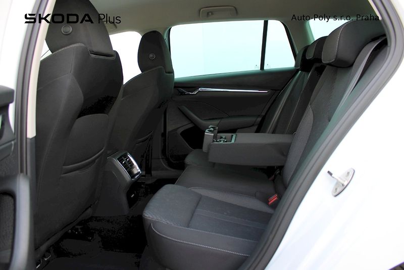 Škoda Octavia (2023) 1.5 TSI 110 kW Style Plus - fotka 22 z 25