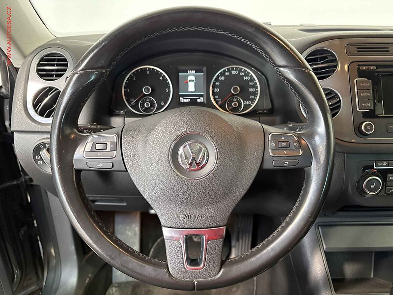 Volkswagen Tiguan (2014) 2.0 TDi 4x4, Sport, DSG - fotka 17 z 18