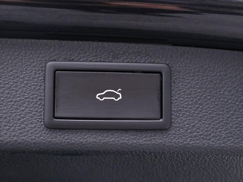 Škoda Kodiaq 2,0 TDI DSG 4x4 L&K DPH CZ 1Ma - fotka 10 z 39