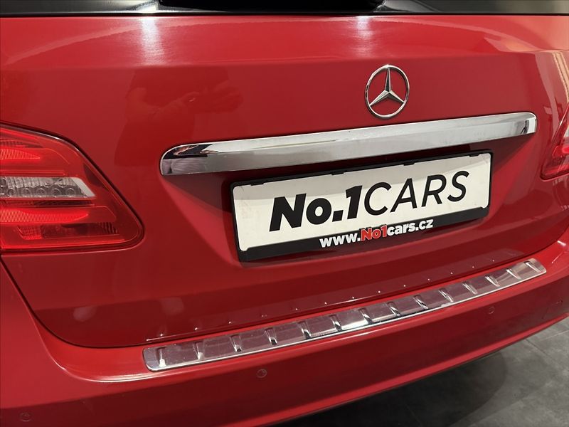 Mercedes-Benz Třídy B 1,8   CDi BI-XEN NAVI VÝHŘEV - fotka 32 z 40