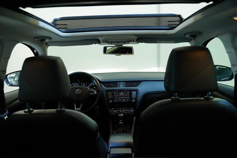 Škoda Octavia - fotka 25 z 33
