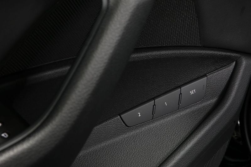 Audi e-tron 55 300kW Matrix NightV ZÁRUKA - fotka 16 z 38